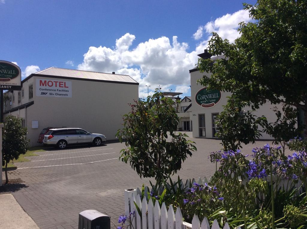 Cornwall Motor Lodge Palmerston North Exteriör bild